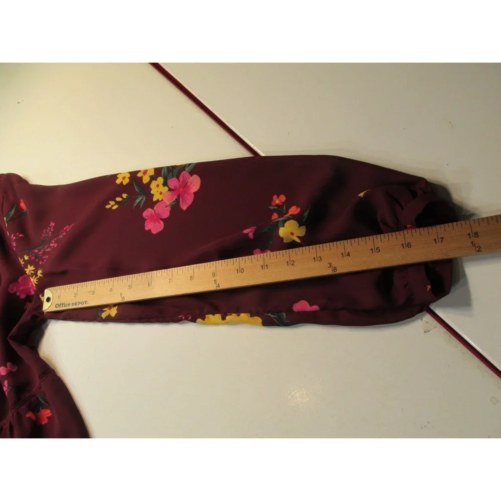 Old Navy Burgundy Floral Tunic Peasant Blouse Womens M V-Neck Boho 339474-02